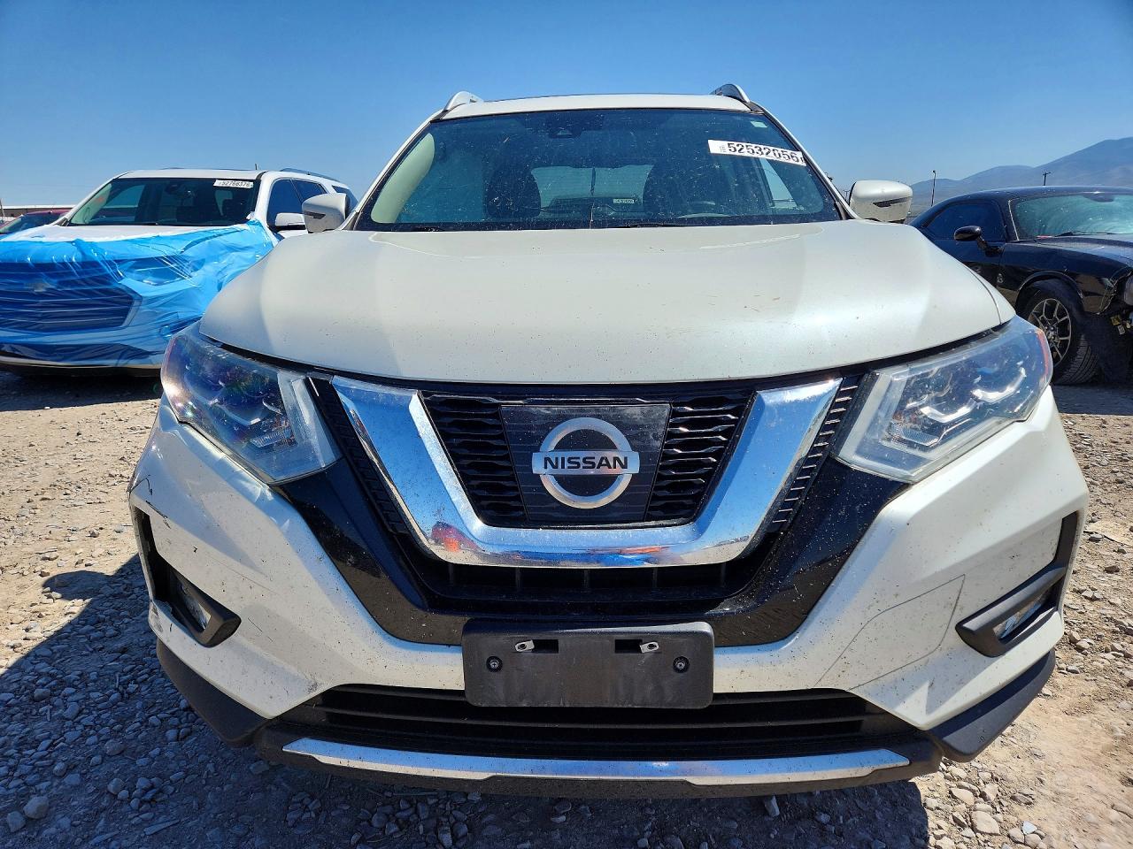 2017 NISSAN ROGUE SL photo 9