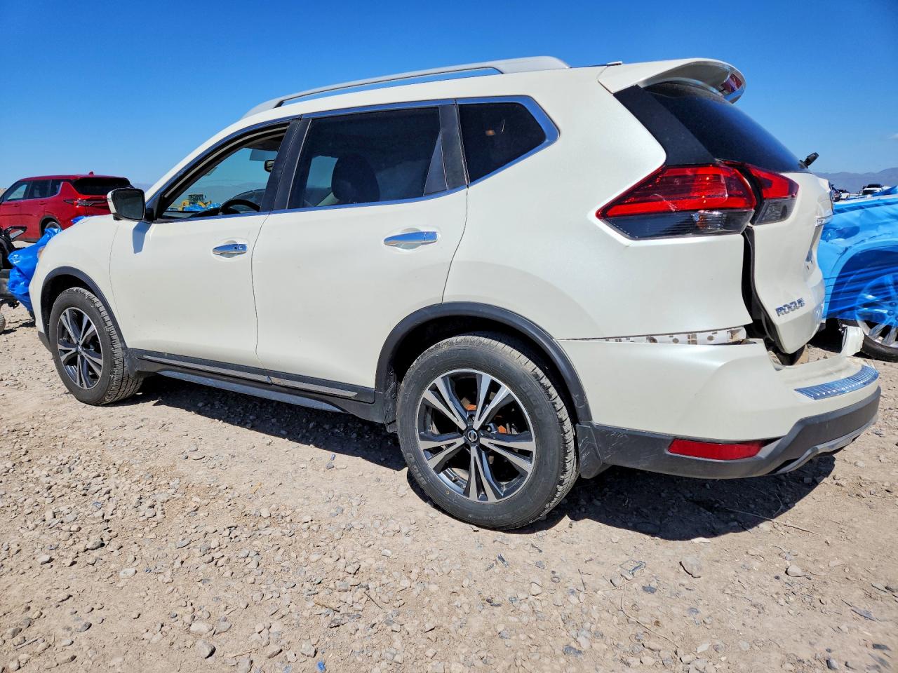 2017 NISSAN ROGUE SL photo 3