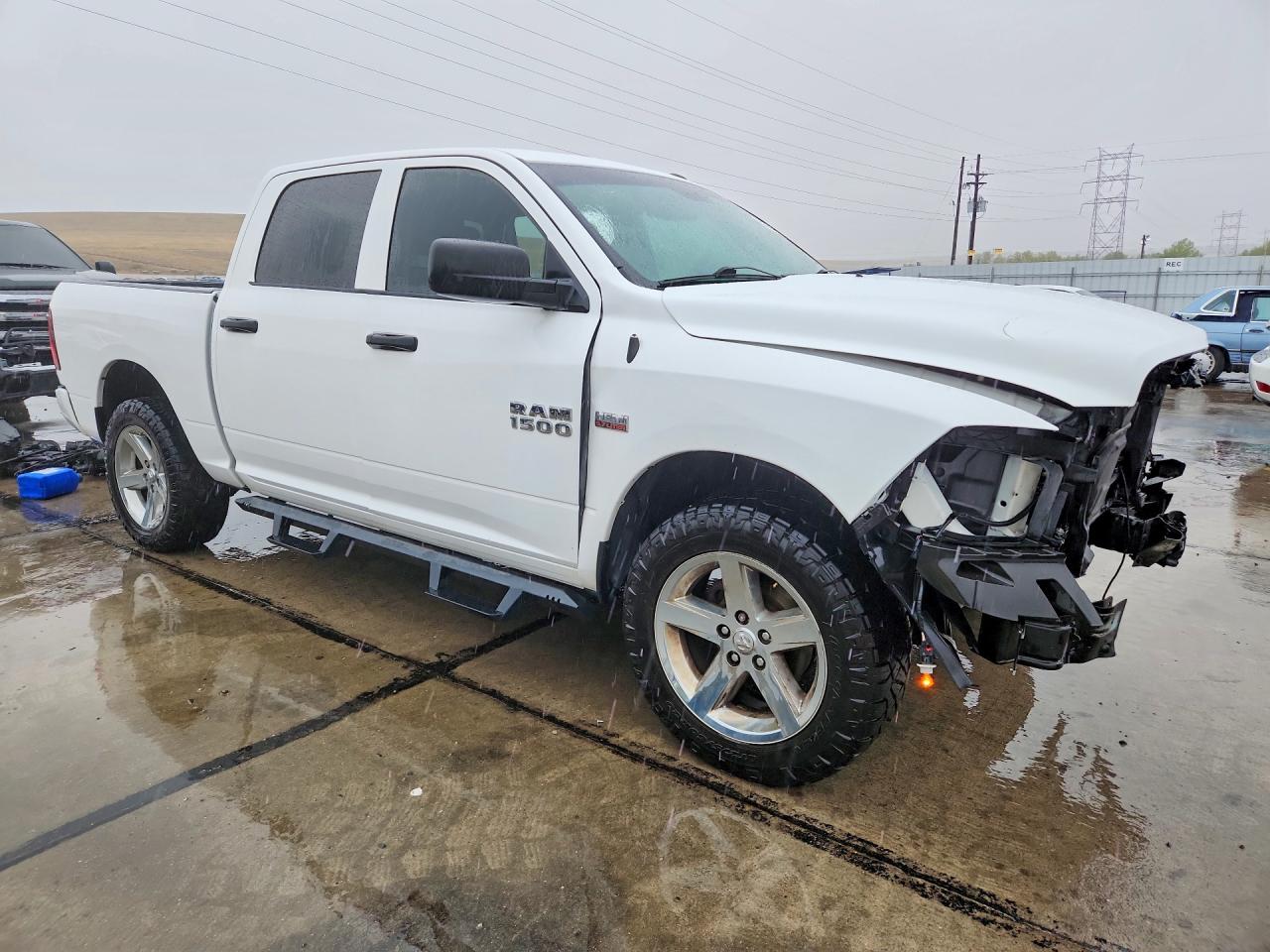 2016 RAM 1500 ST photo 7
