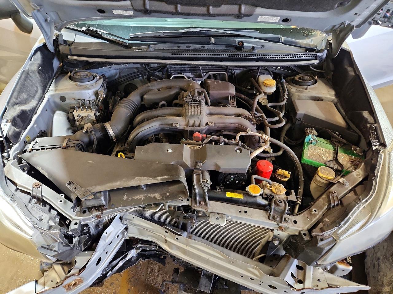 2014 SUBARU IMPREZA photo 31