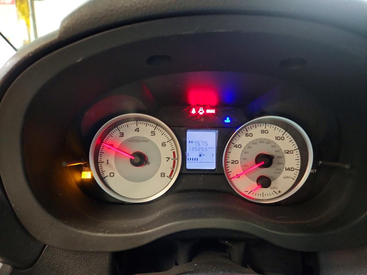2014 SUBARU IMPREZA photo 25