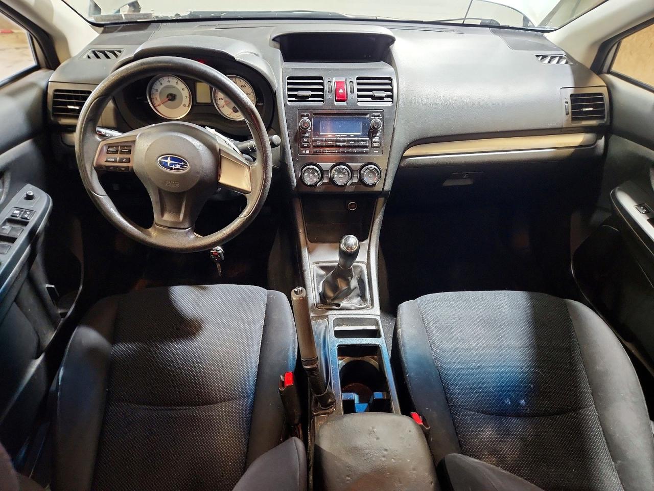 2014 SUBARU IMPREZA photo 22