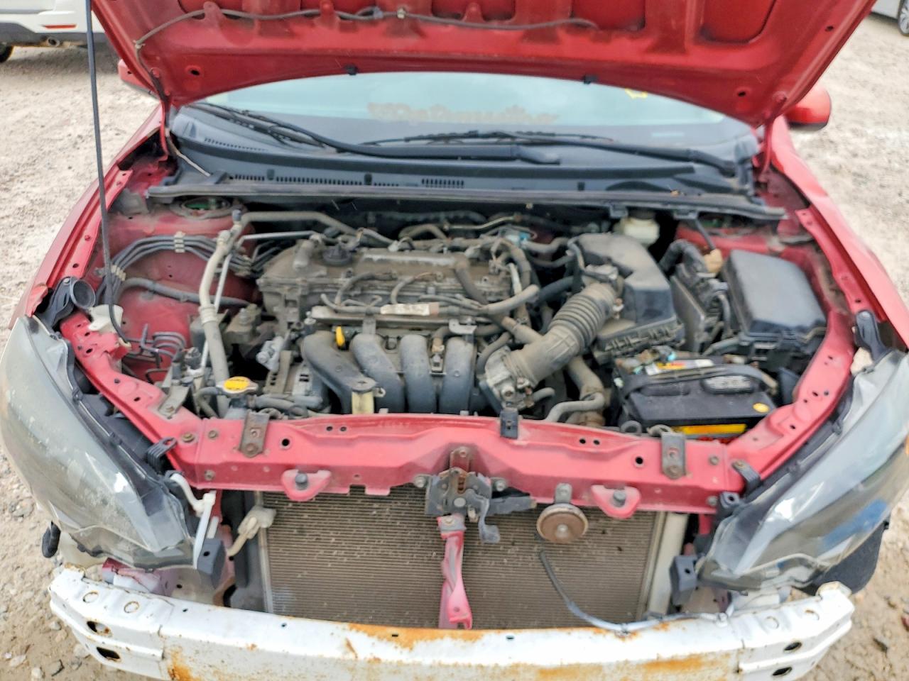 2015 TOYOTA COROLLA LE photo 11