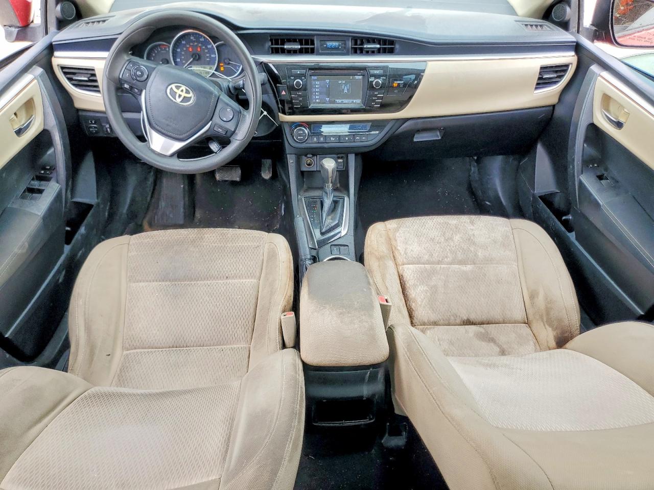 2015 TOYOTA COROLLA LE photo 8