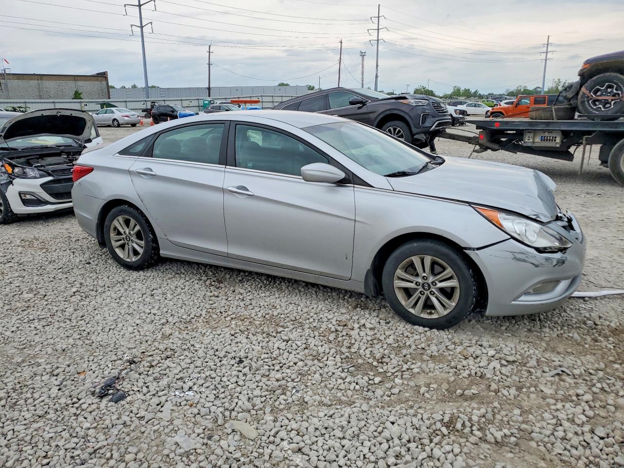 2013 HYUNDAI SONATA GLS photo 10