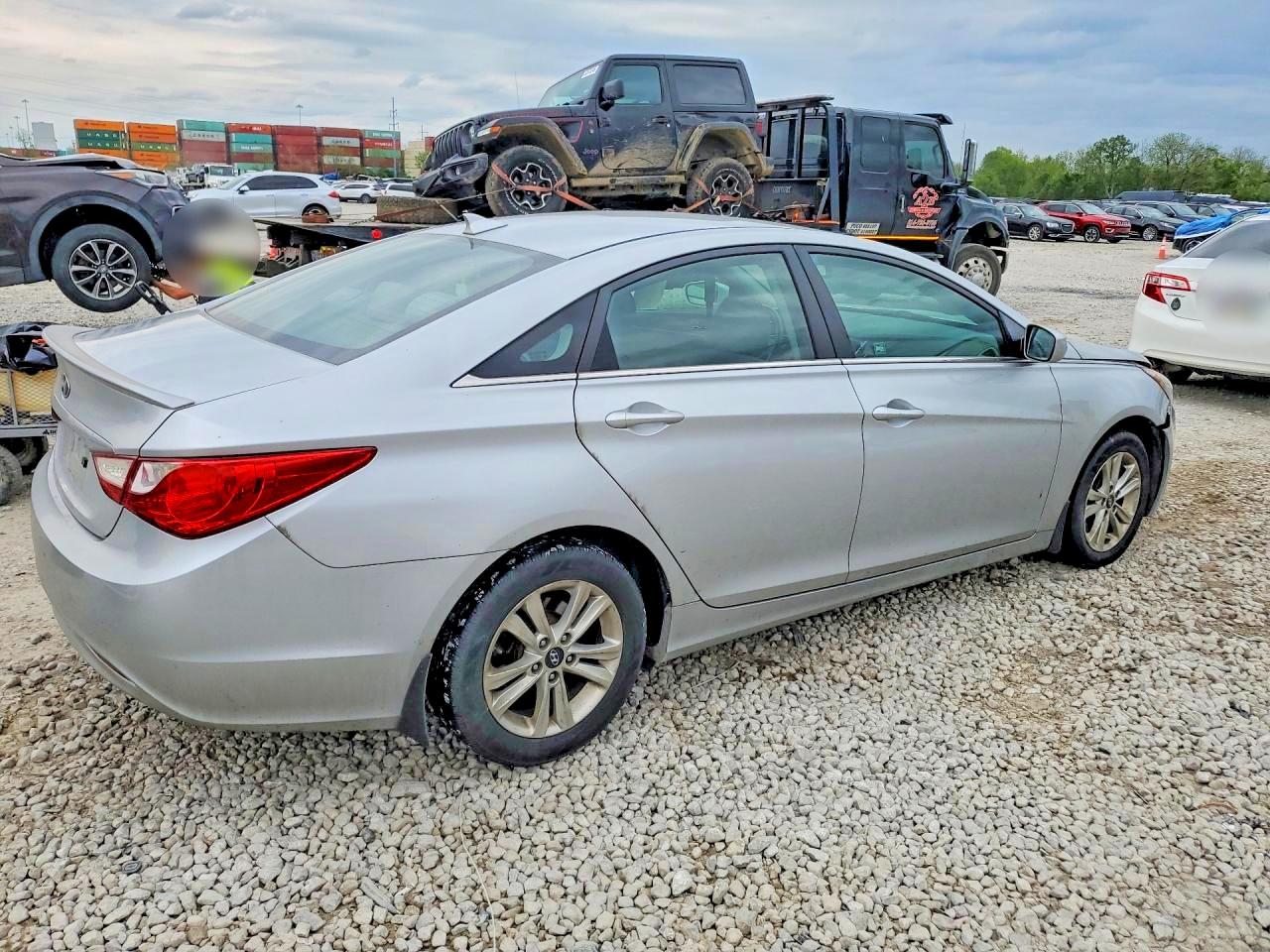 2013 HYUNDAI SONATA GLS photo 7
