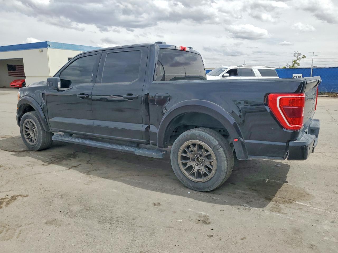 2022 FORD F150 SUPERCREW photo 2