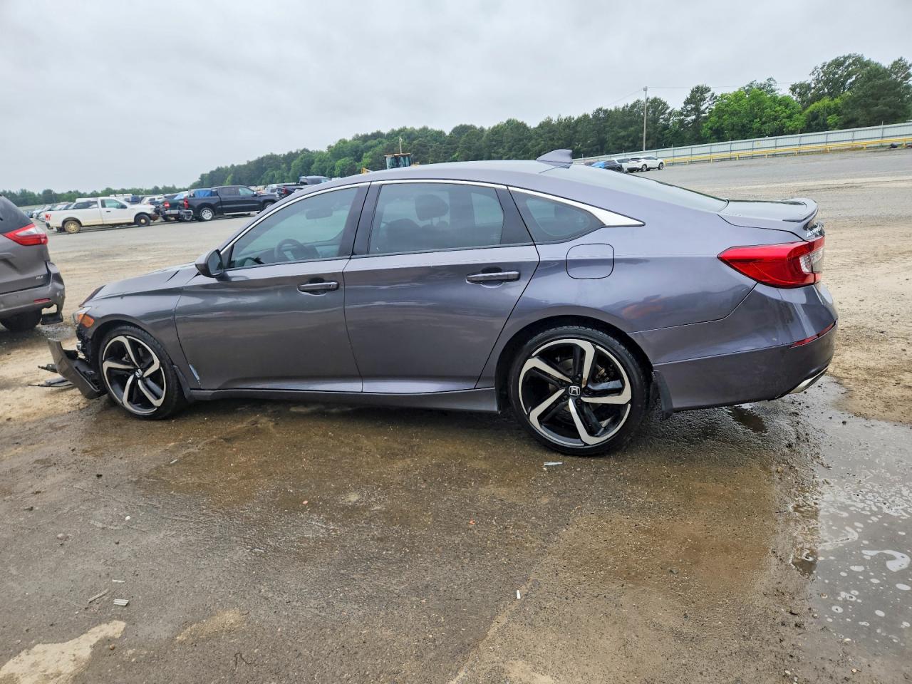 2018 HONDA ACCORD SPORT photo 4
