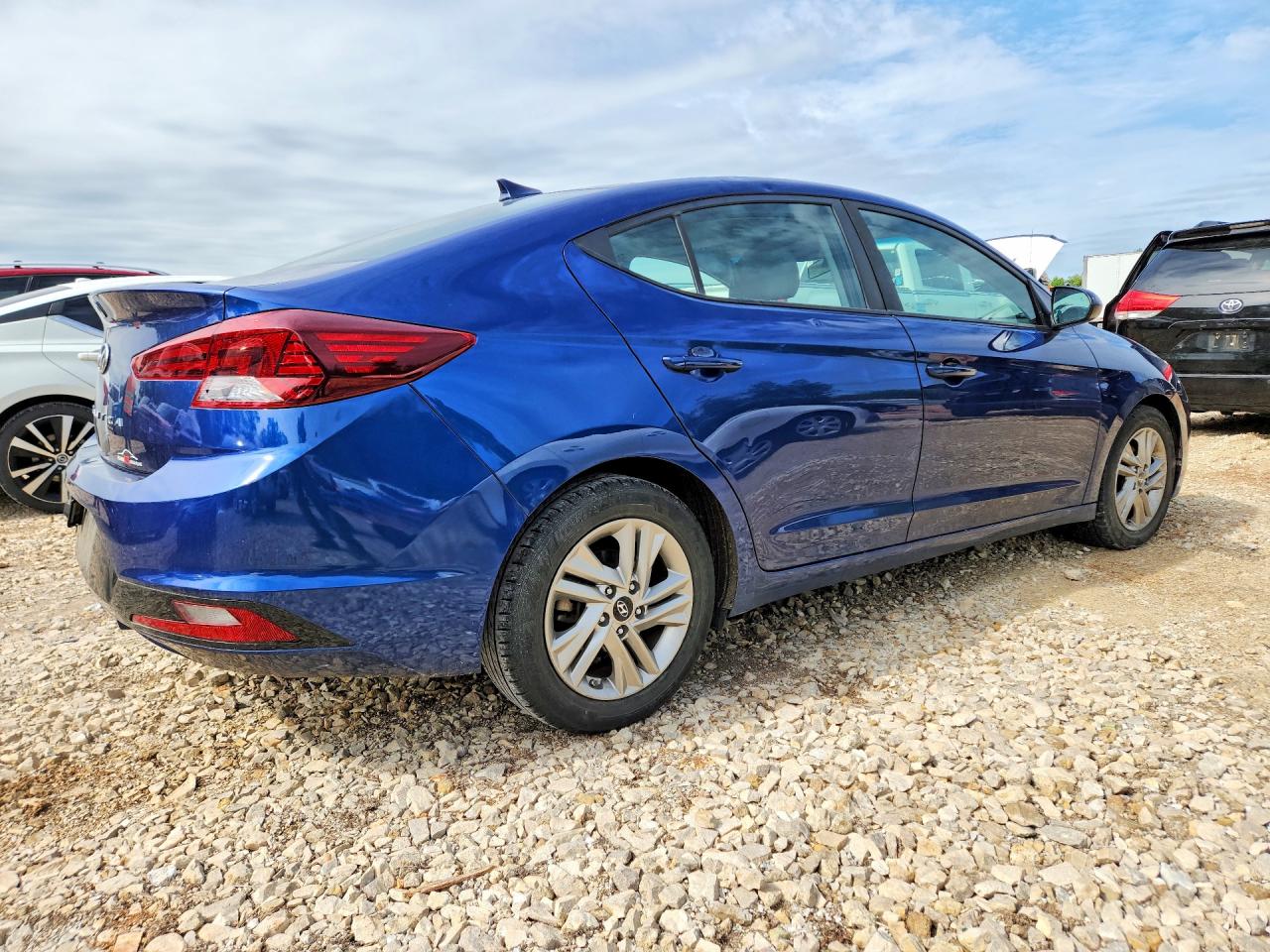 2020 HYUNDAI ELANTRA SEL photo 5