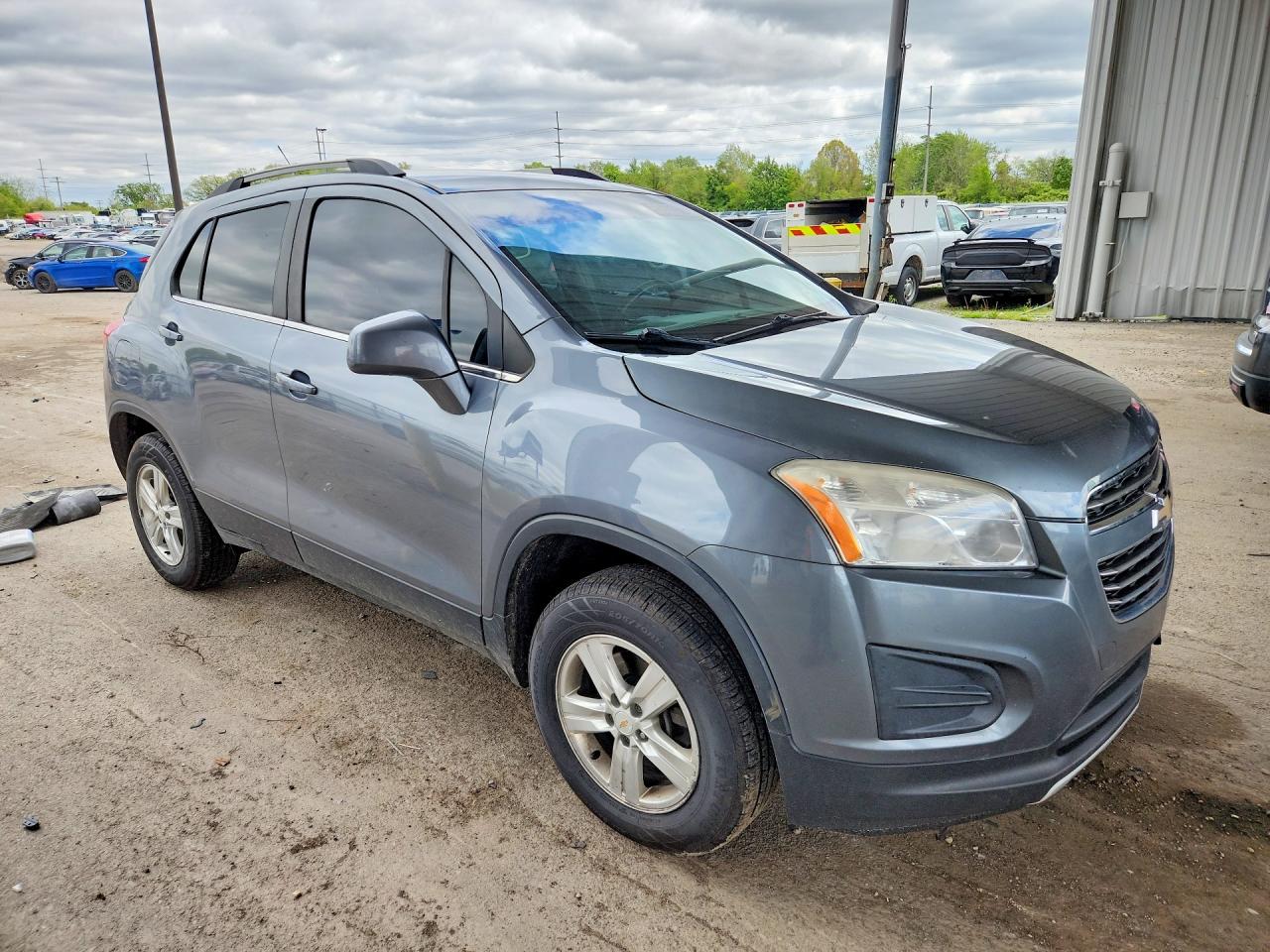 2015 CHEVROLET TRAX 1LT photo 4