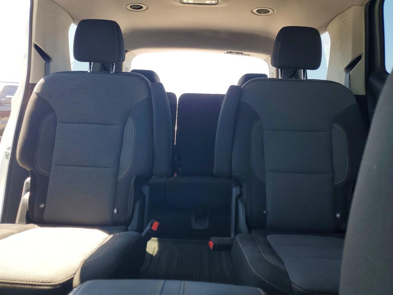 2020 CHEVROLET TRAVERSE LT photo 19