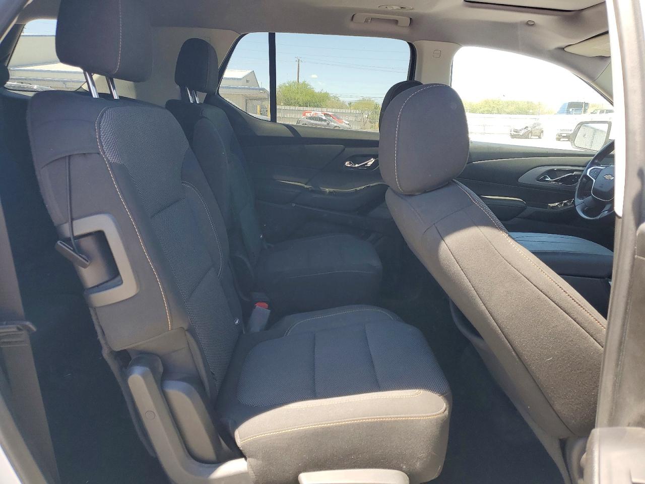2020 CHEVROLET TRAVERSE LT photo 21