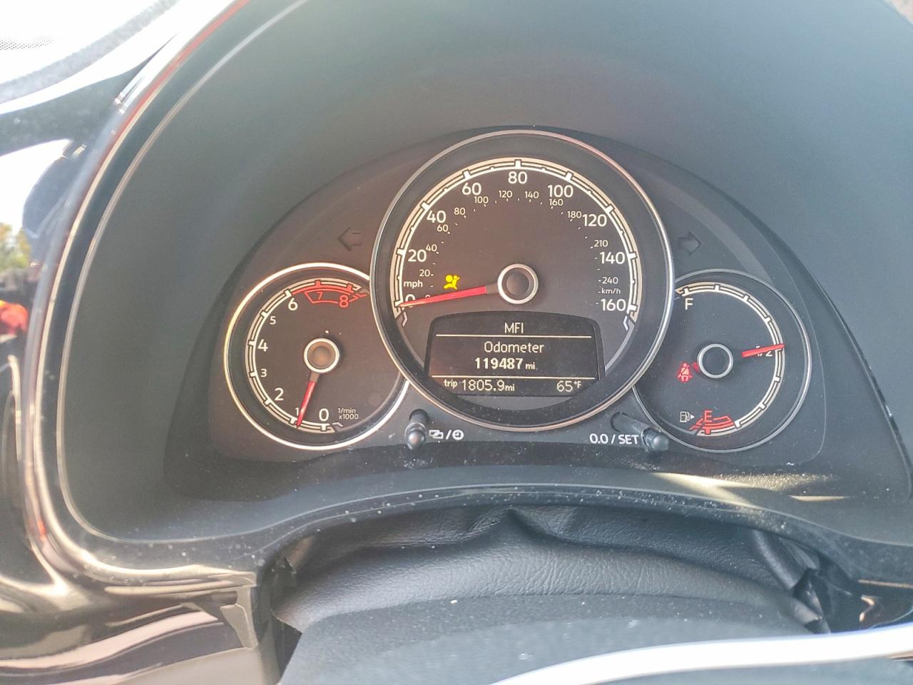 2017 VOLKSWAGEN BEETLE 1.8T photo 25