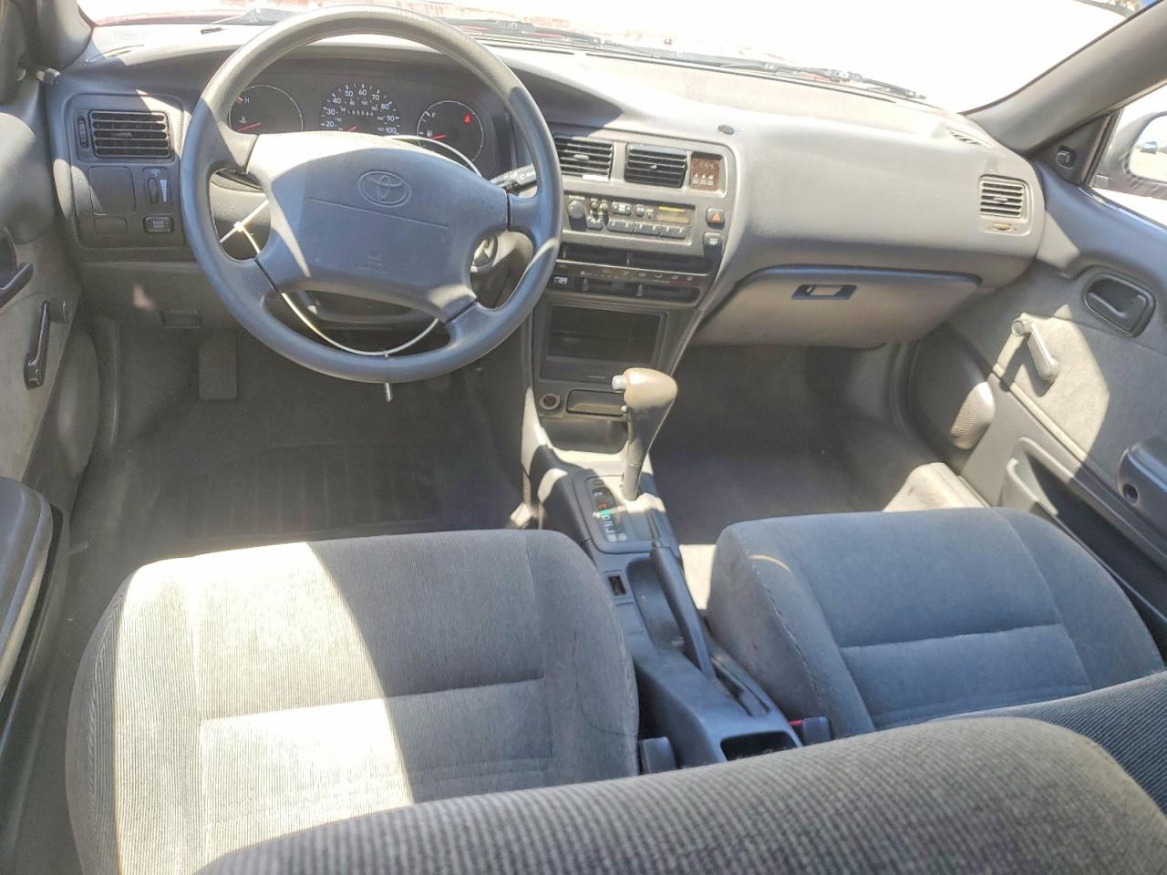 1993 TOYOTA COROLLA DX photo 15