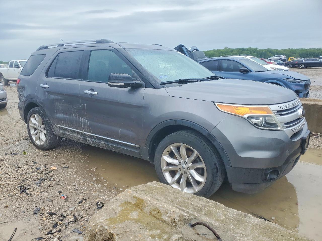 2014 FORD EXPLORER XLT photo 10