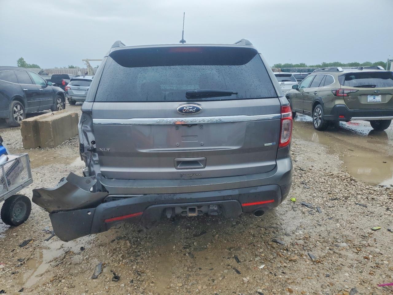 2014 FORD EXPLORER XLT photo 16