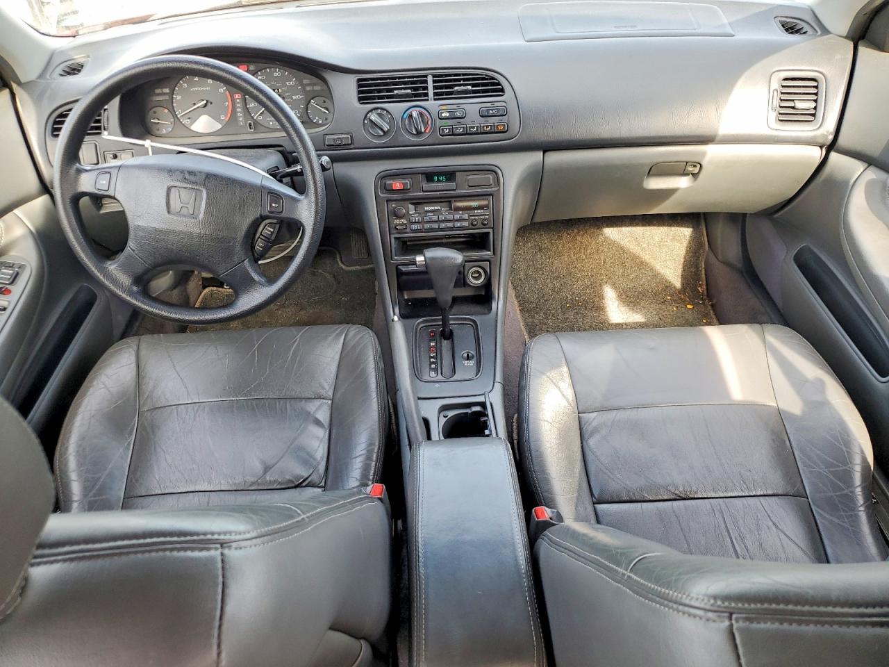 1994 HONDA ACCORD LX photo 15
