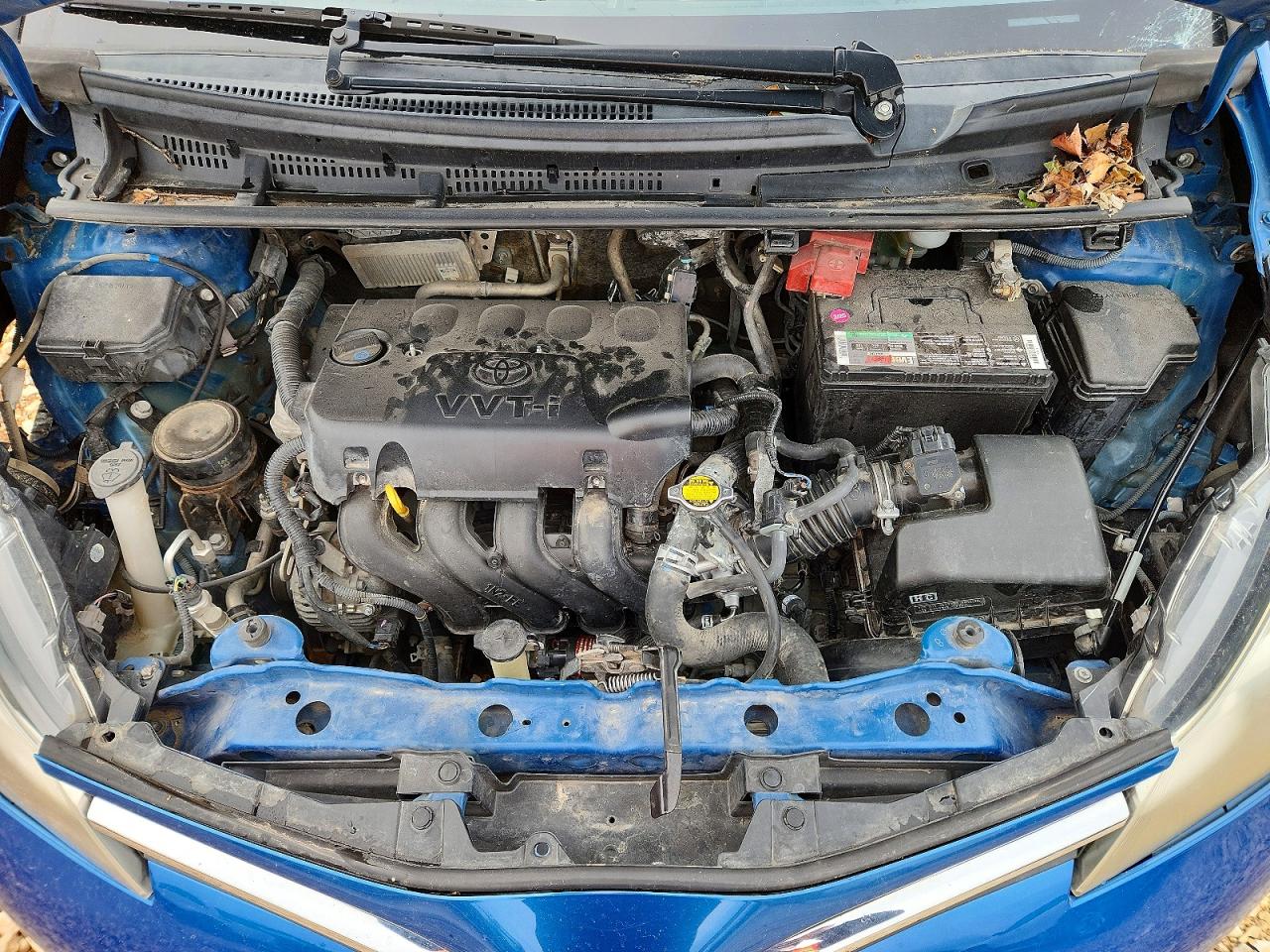 2015 TOYOTA YARIS 5-DOOR L photo 21
