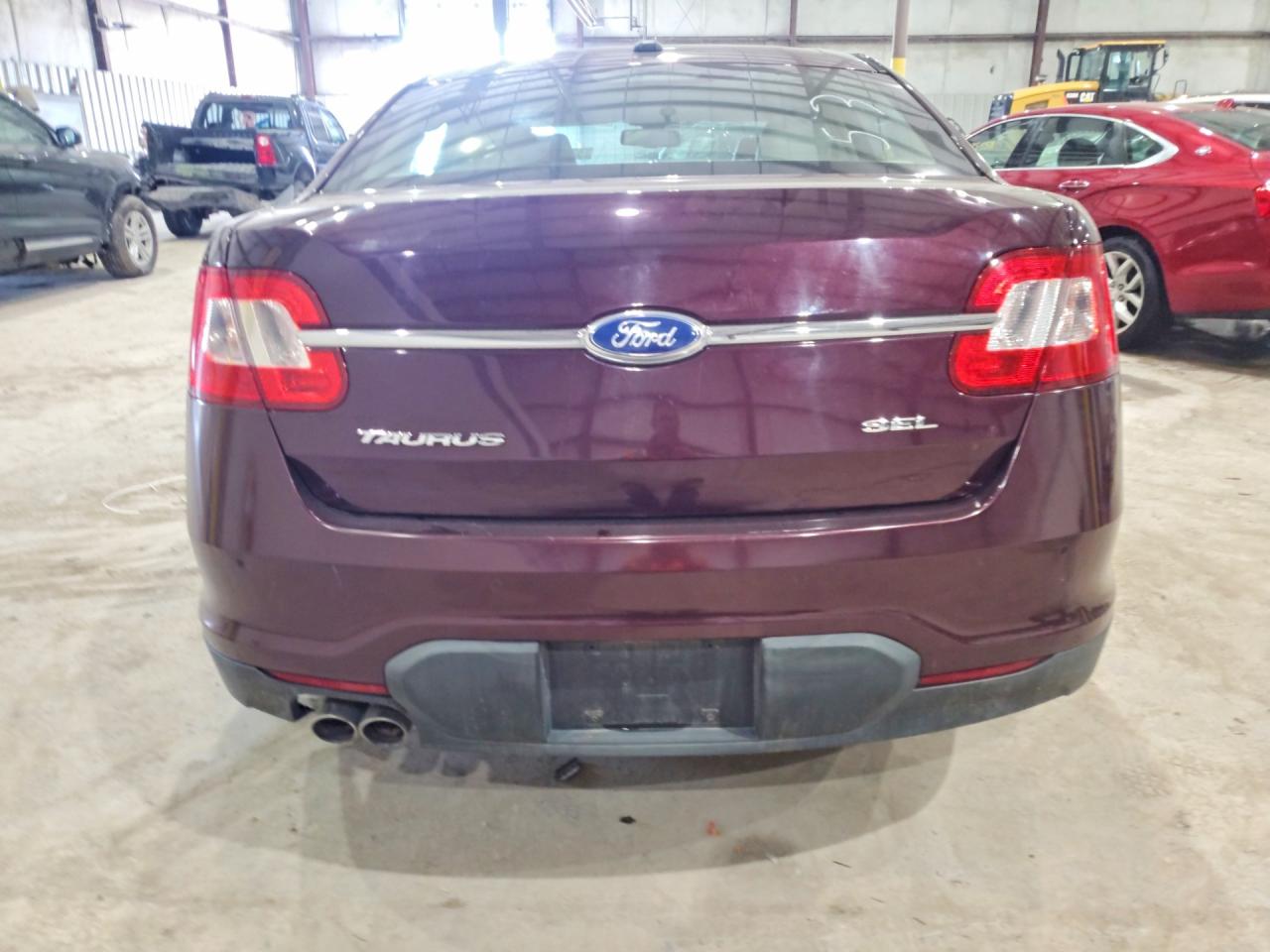 2011 FORD TAURUS SEL photo 11