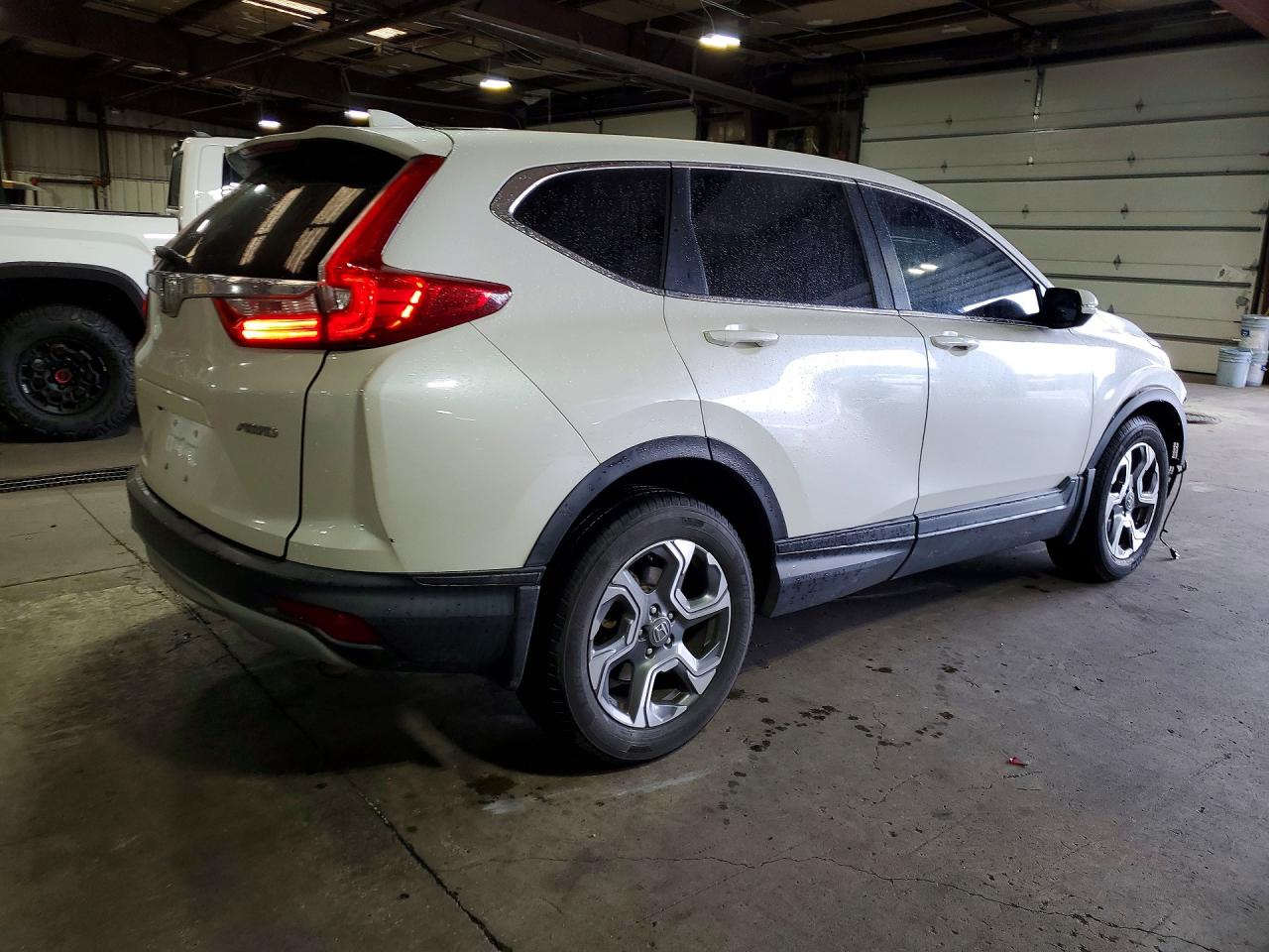 2017 HONDA CR-V EX photo 3