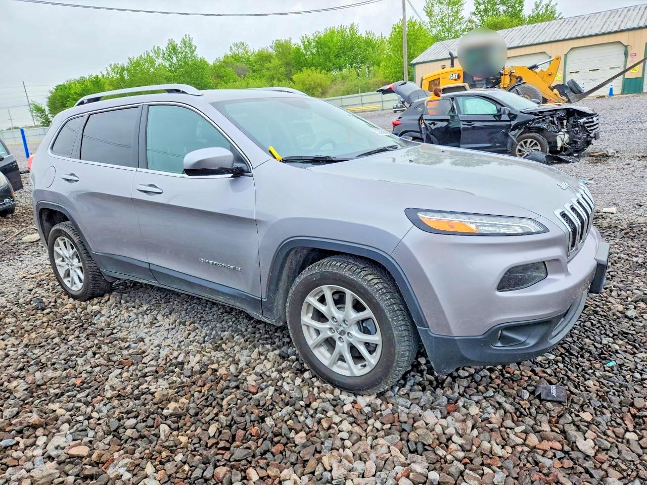 2018 JEEP CHEROKEE LATITUDE photo 7