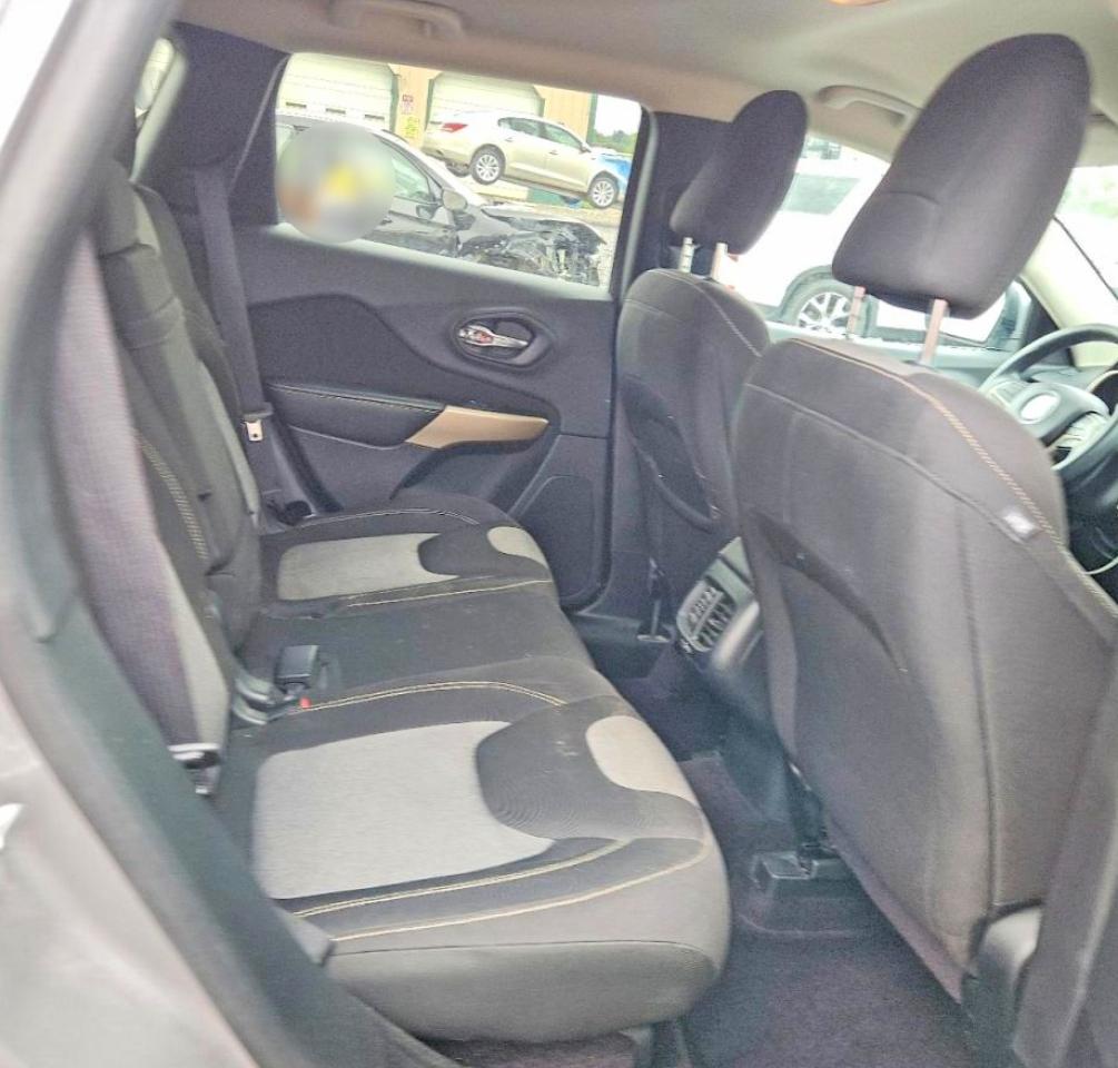 2018 JEEP CHEROKEE LATITUDE photo 19