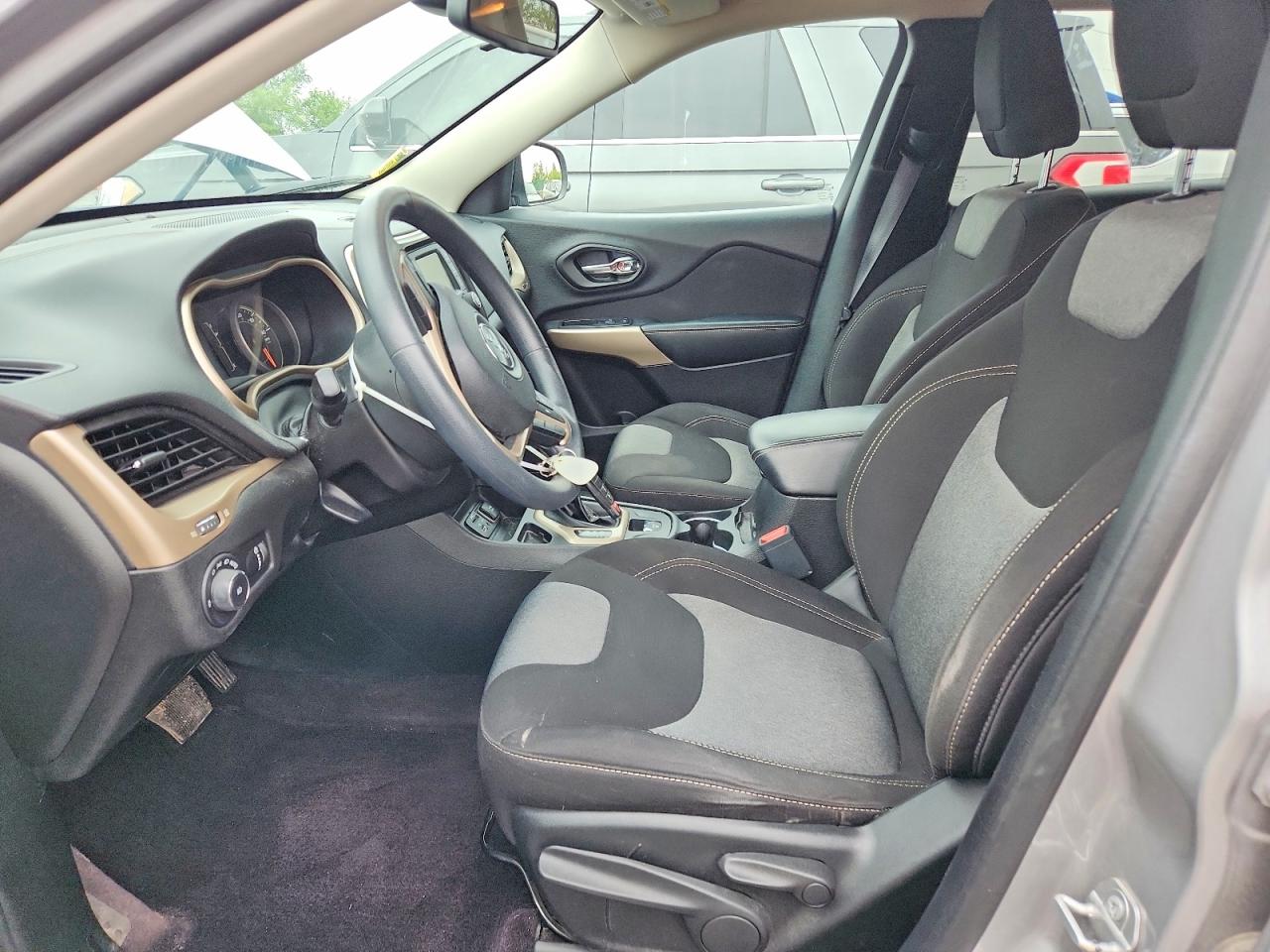 2018 JEEP CHEROKEE LATITUDE photo 13