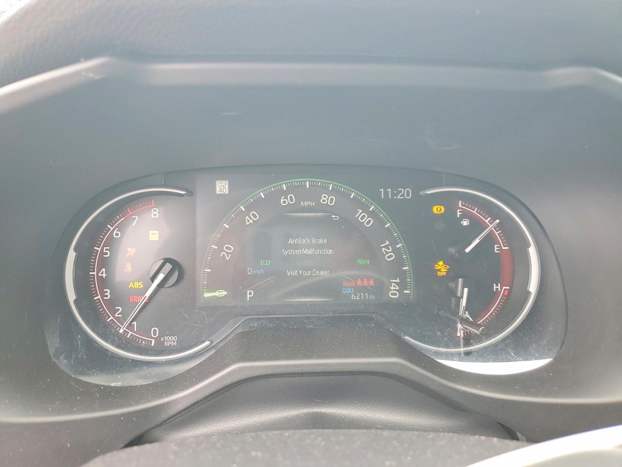 2025 TOYOTA RAV4 XLE PREMIUM photo 25