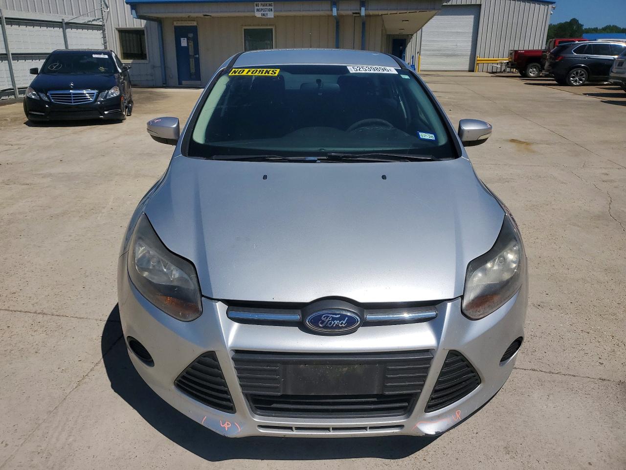 2014 FORD FOCUS SE photo 5
