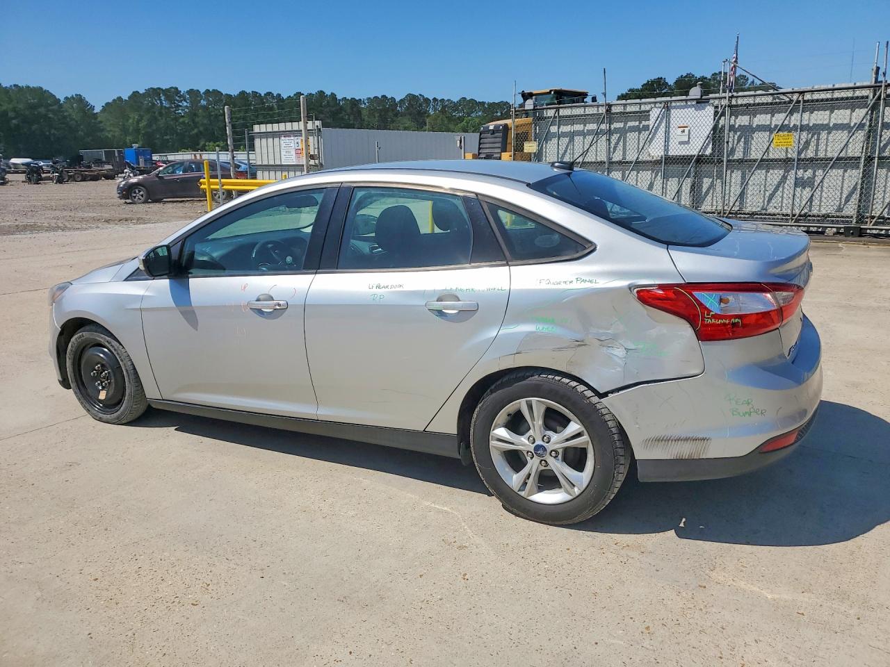 2014 FORD FOCUS SE photo 2