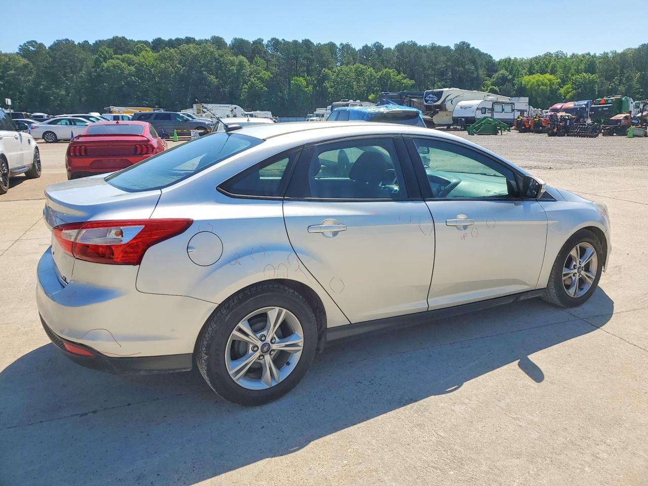 2014 FORD FOCUS SE photo 3