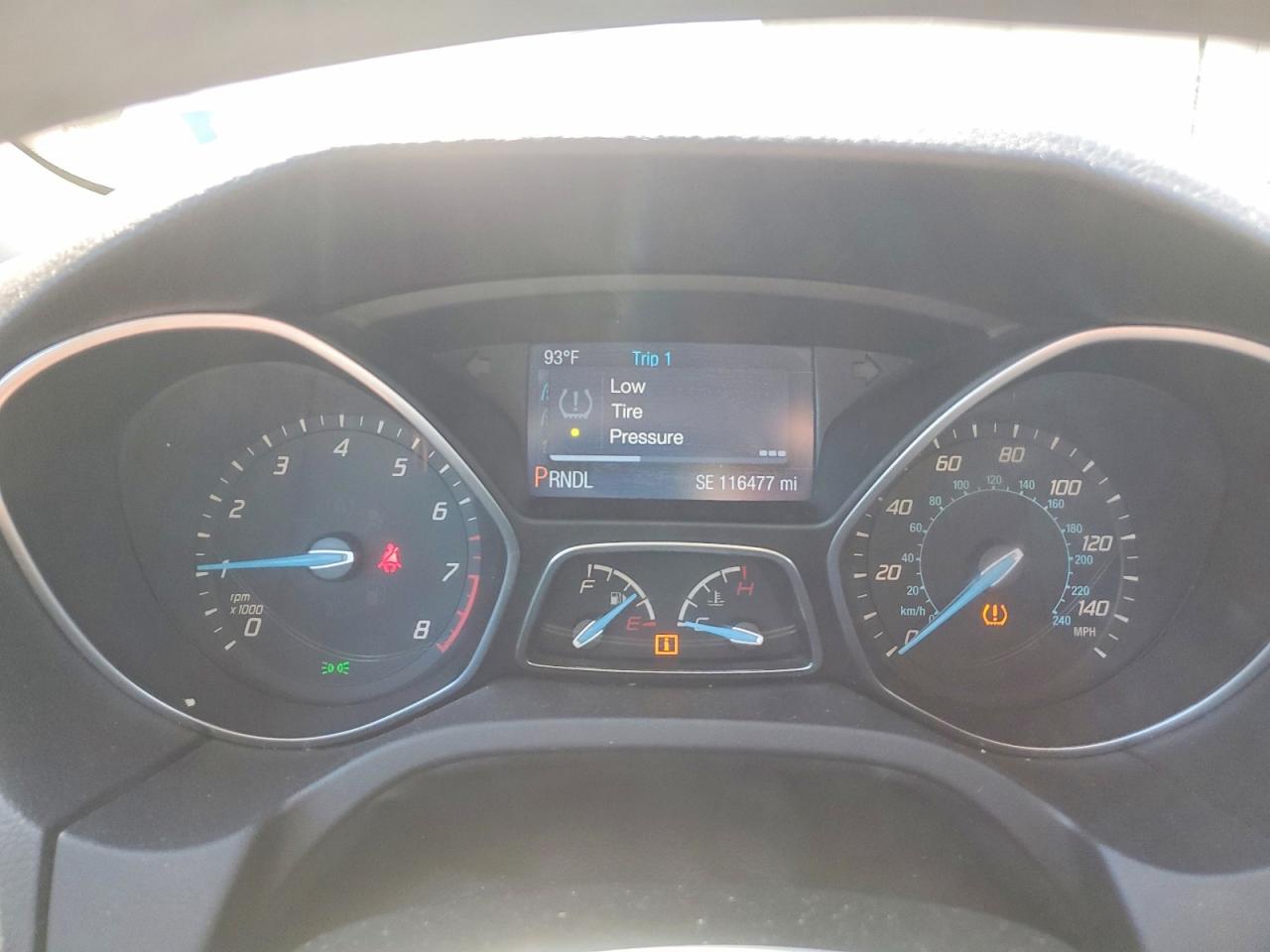 2014 FORD FOCUS SE photo 9
