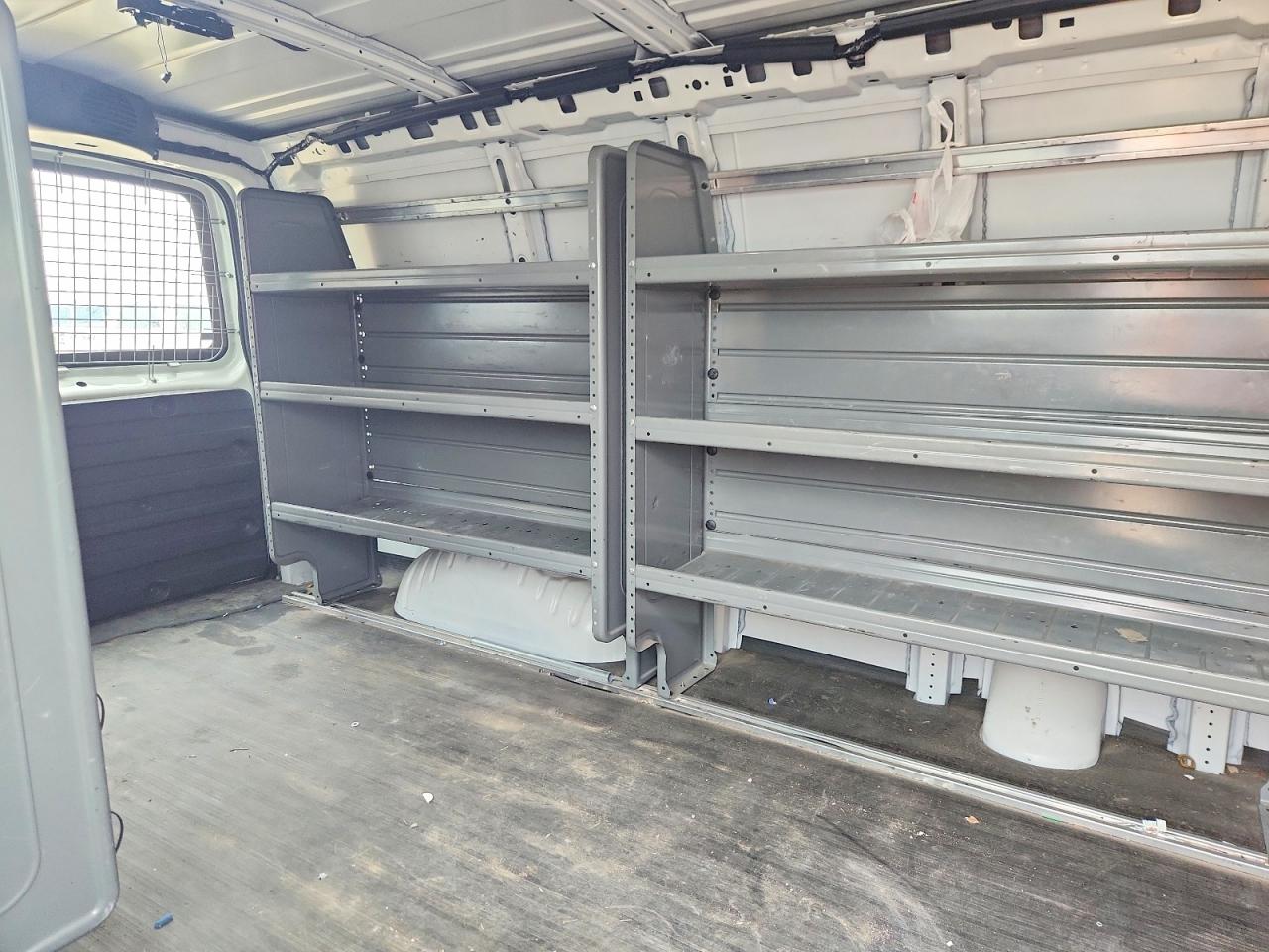 2019 GMC SAVANA G2500 photo 11