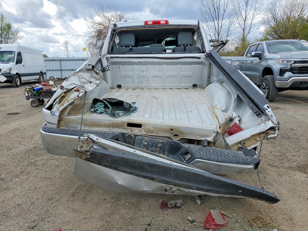 2016 RAM 1500 ST photo 16