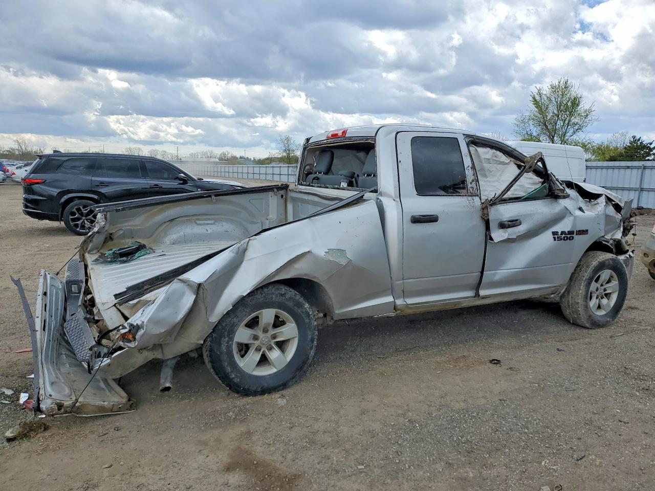 2016 RAM 1500 ST photo 7