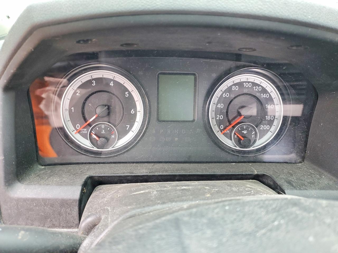 2016 RAM 1500 ST photo 25