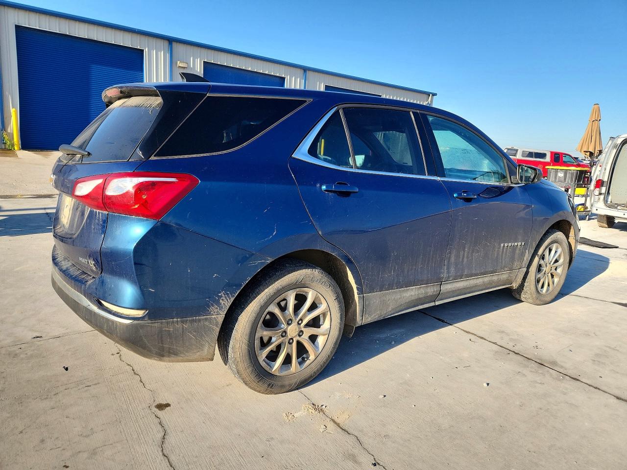 2020 CHEVROLET EQUINOX LT photo 3
