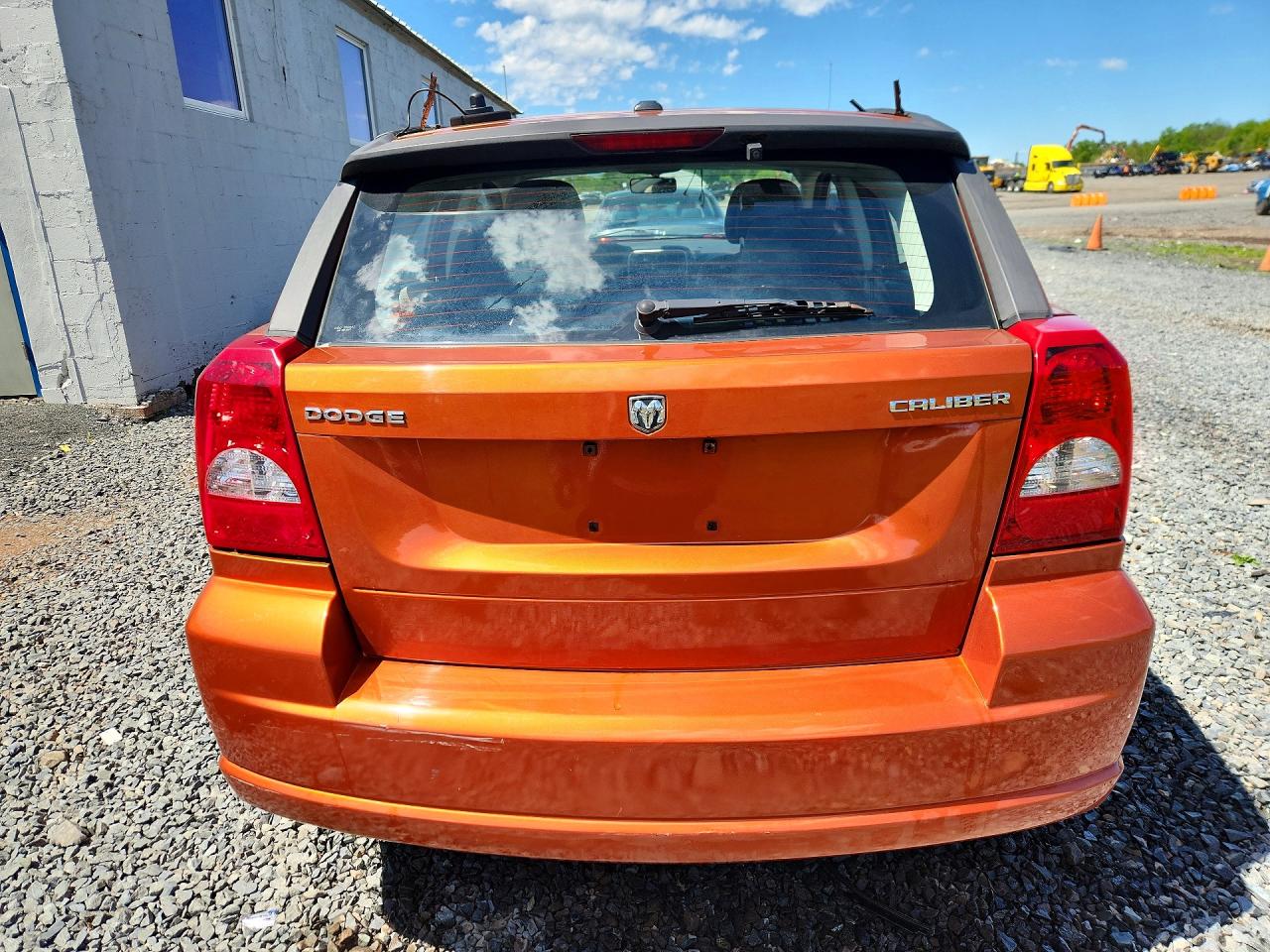 2011 DODGE CALIBER MAINSTREET photo 16