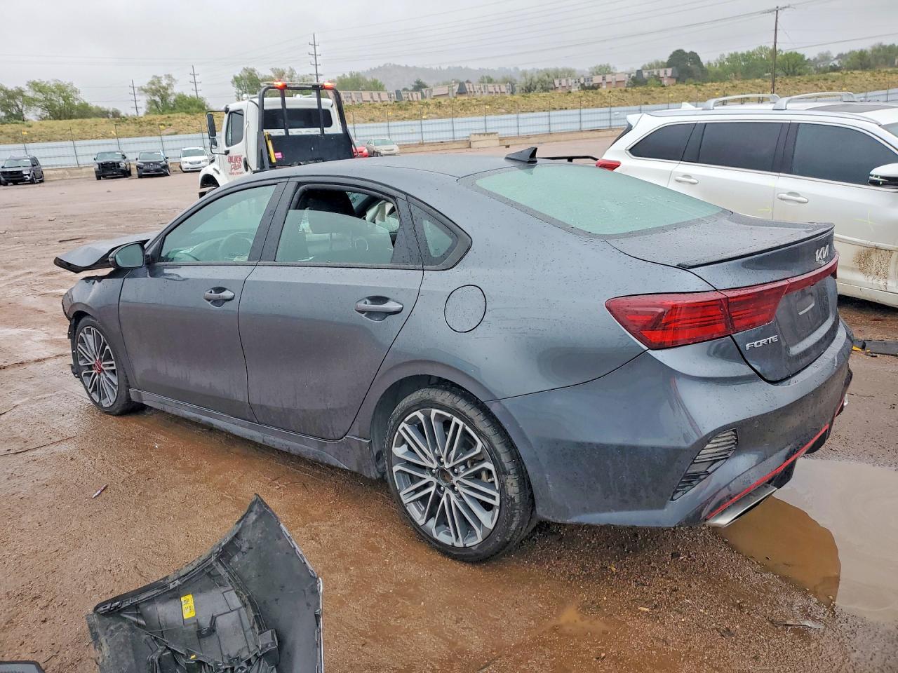 2024 KIA FORTE GT photo 3