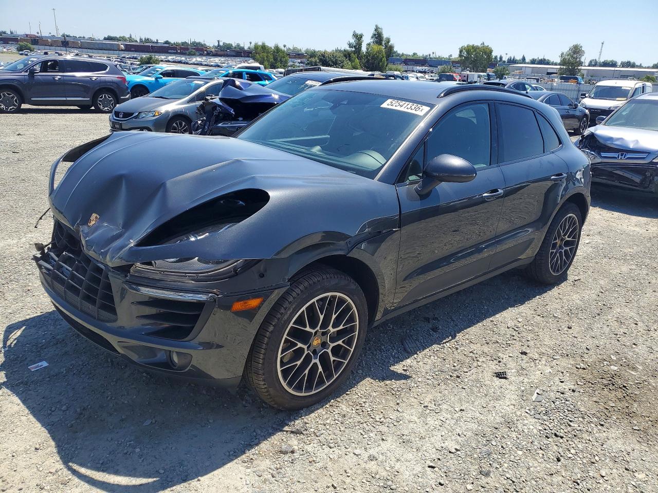 2017 PORSCHE MACAN