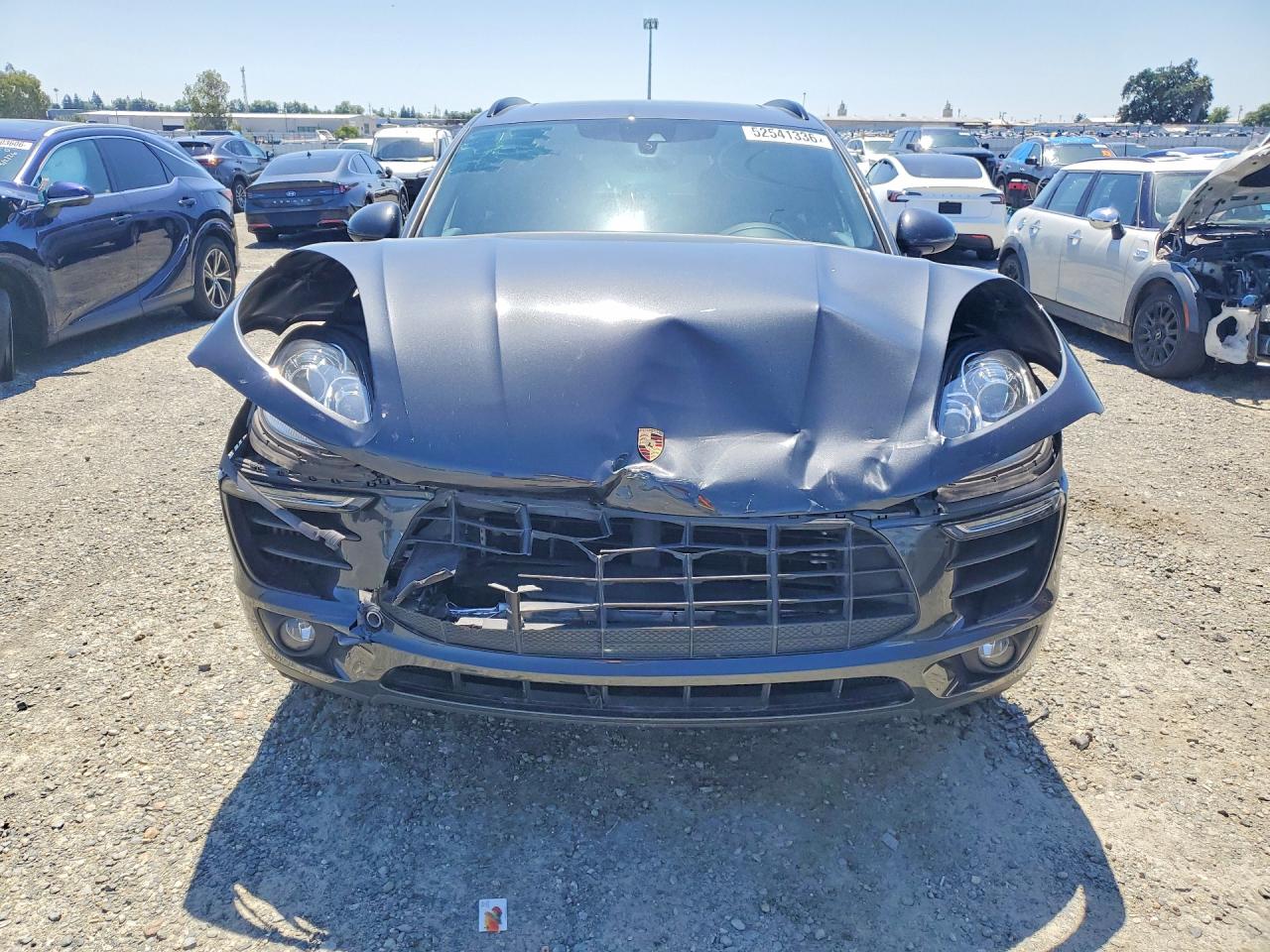 2017 PORSCHE MACAN photo 9