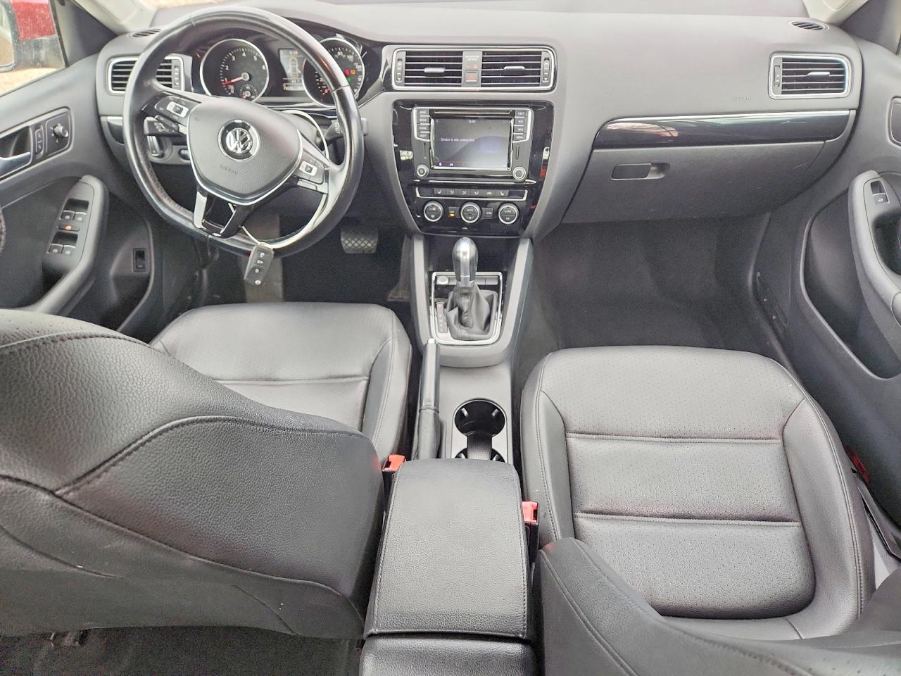 2017 VOLKSWAGEN JETTA SEL photo 8