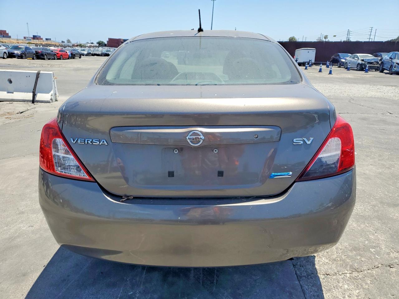 2012 NISSAN VERSA 1.6 S photo 11