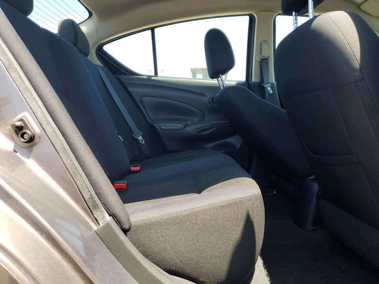 2012 NISSAN VERSA 1.6 S photo 19