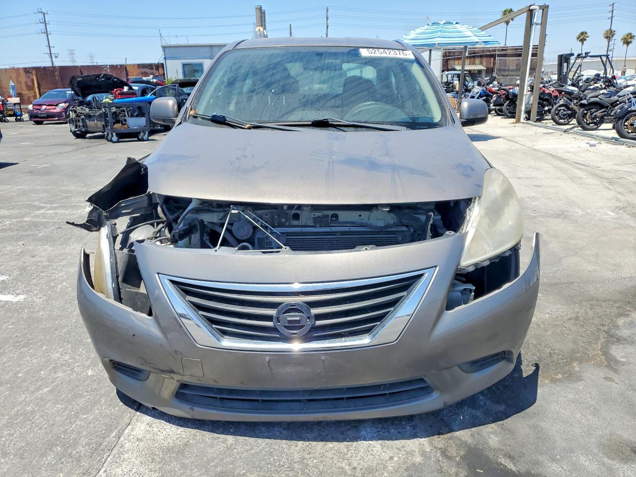 2012 NISSAN VERSA 1.6 S photo 9