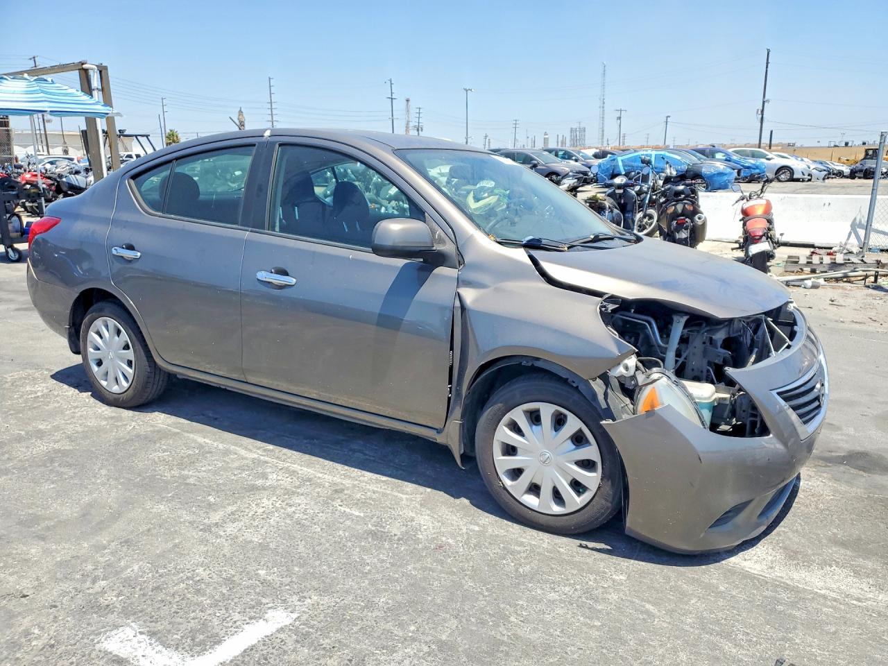 2012 NISSAN VERSA 1.6 S photo 7