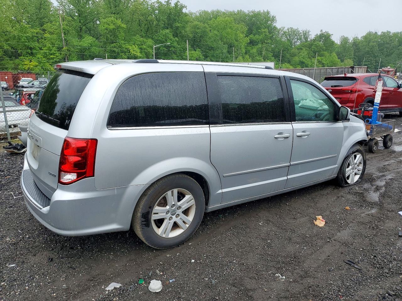 2012 DODGE GRAND CARAVAN CREW photo 5