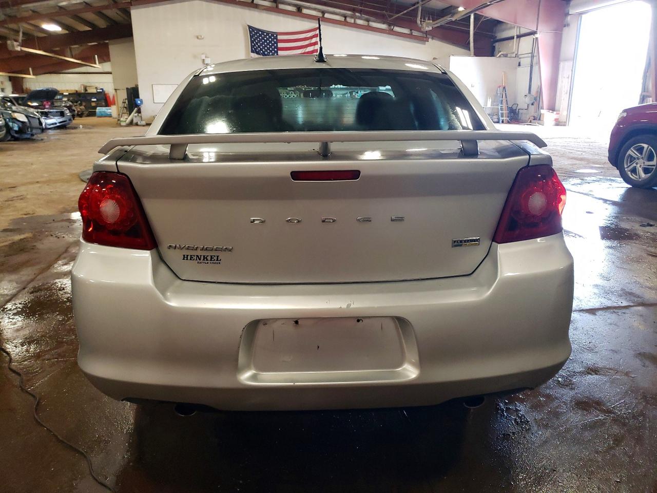 2011 DODGE AVENGER MAINSTREET photo 16