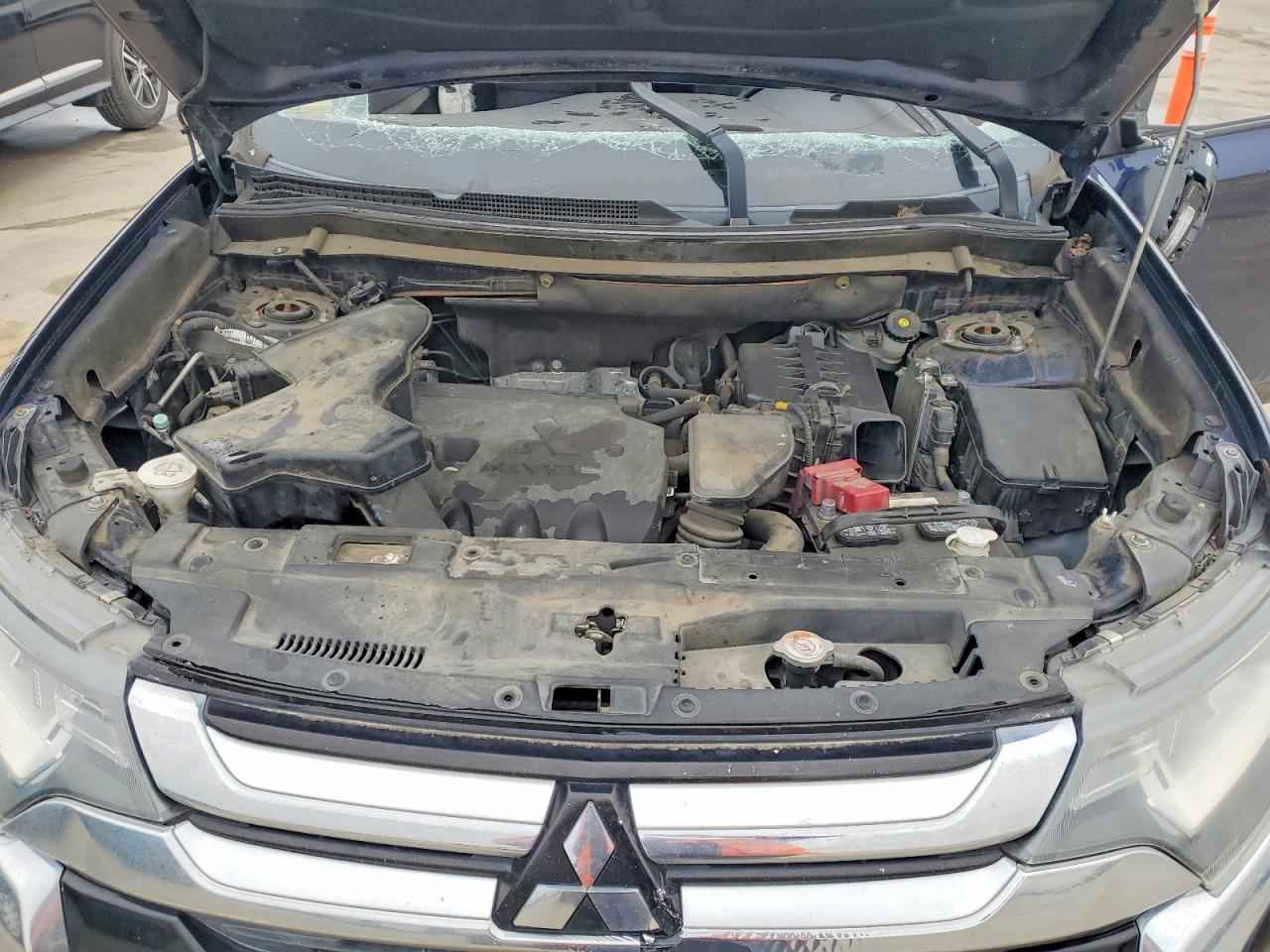 2016 MITSUBISHI OUTLANDER SE photo 23