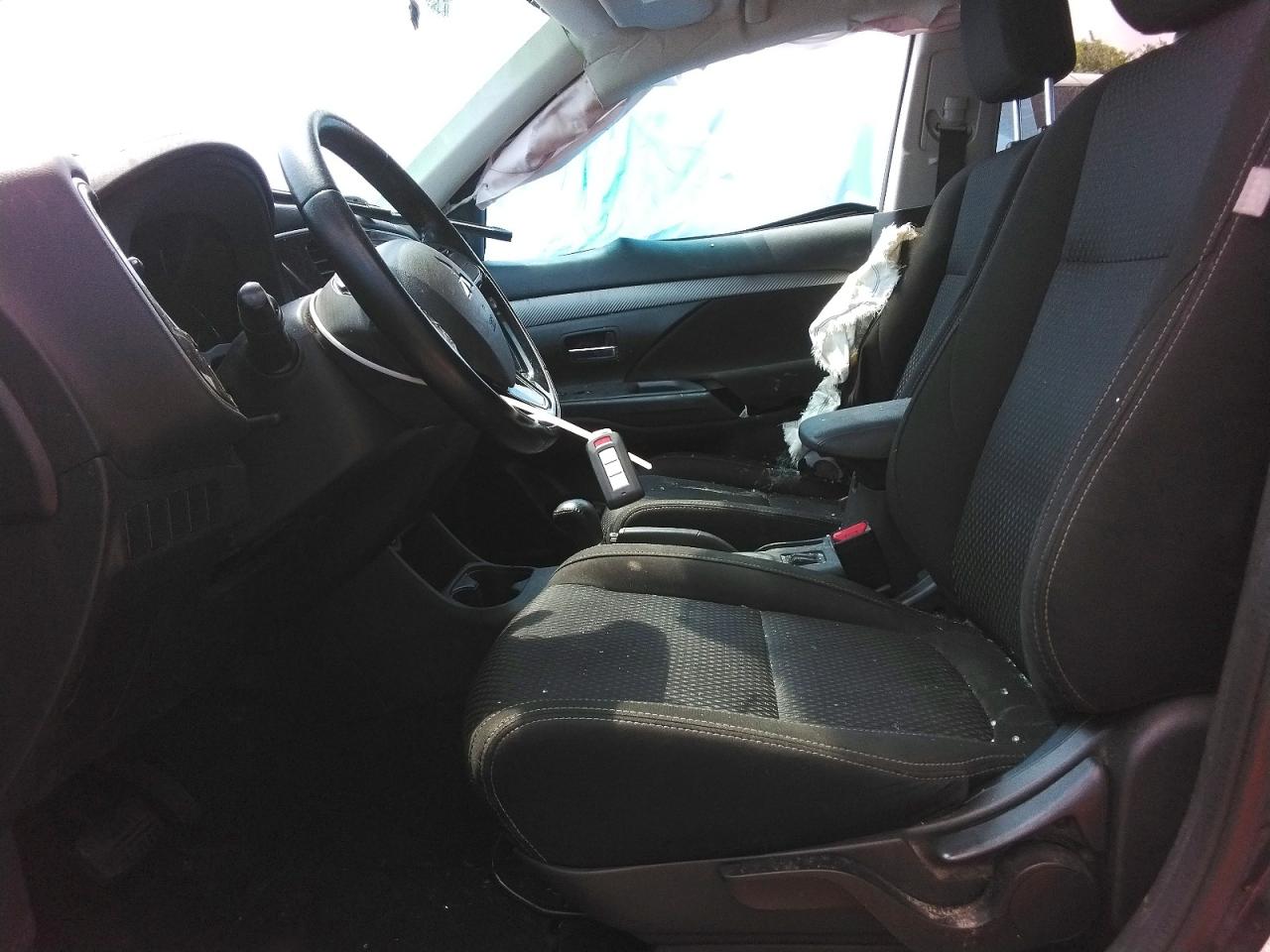 2016 MITSUBISHI OUTLANDER SE photo 13